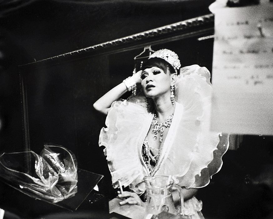Transgender Show girl